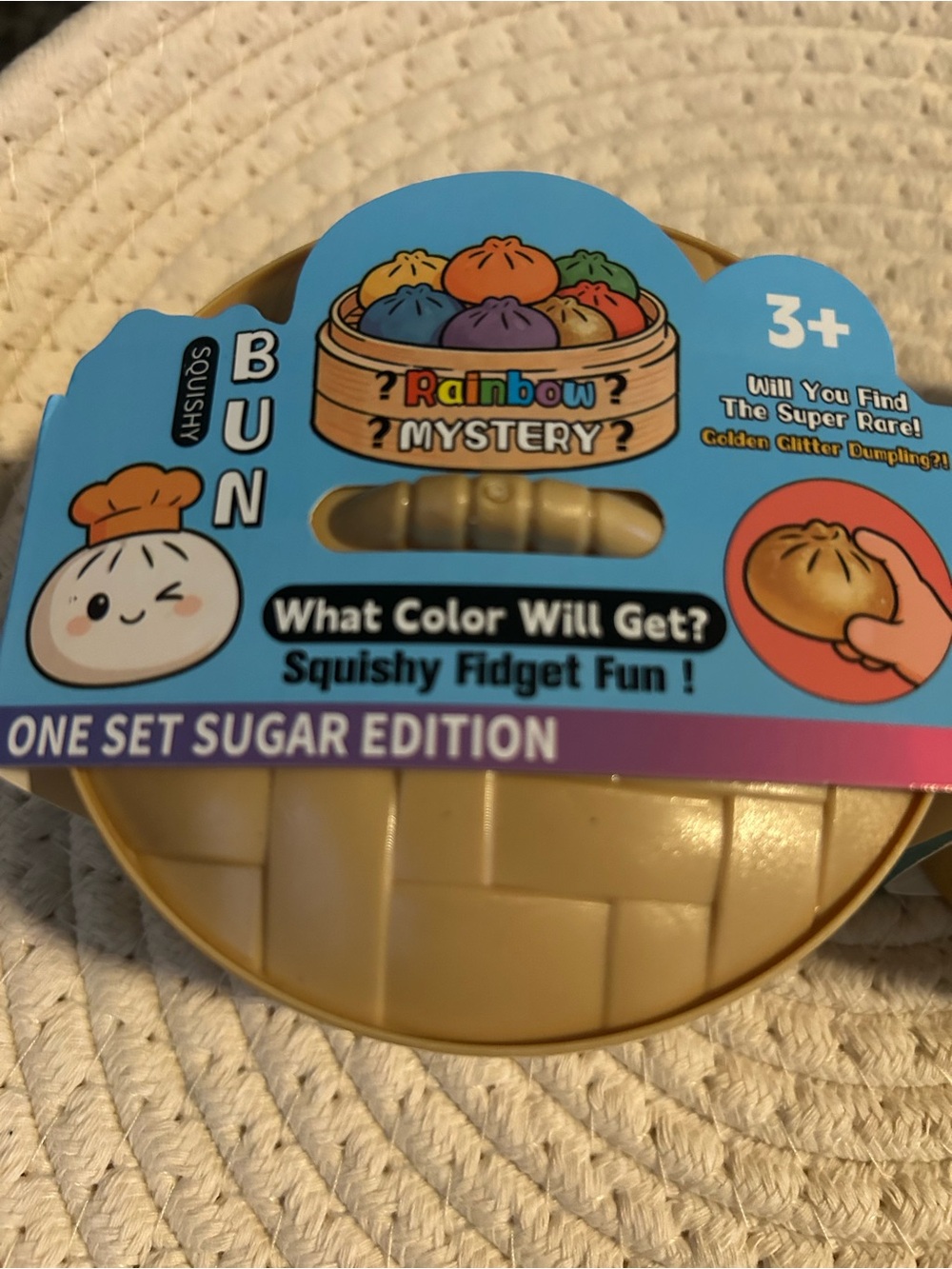 2 Squishy Bun Mystery Kids Toy - Gold Color - Picture 2 of 3